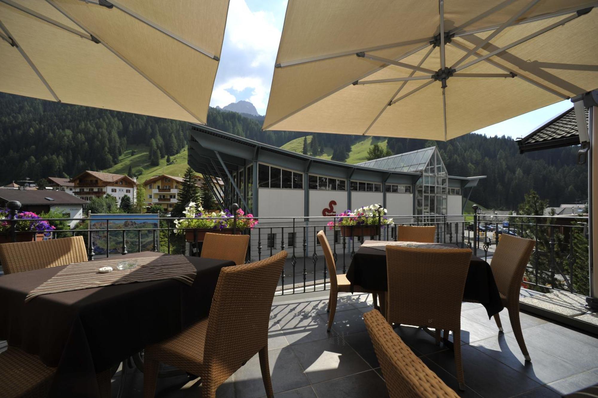 Hotel Europa Dolomites Selva di Val Gardena Zewnętrze zdjęcie